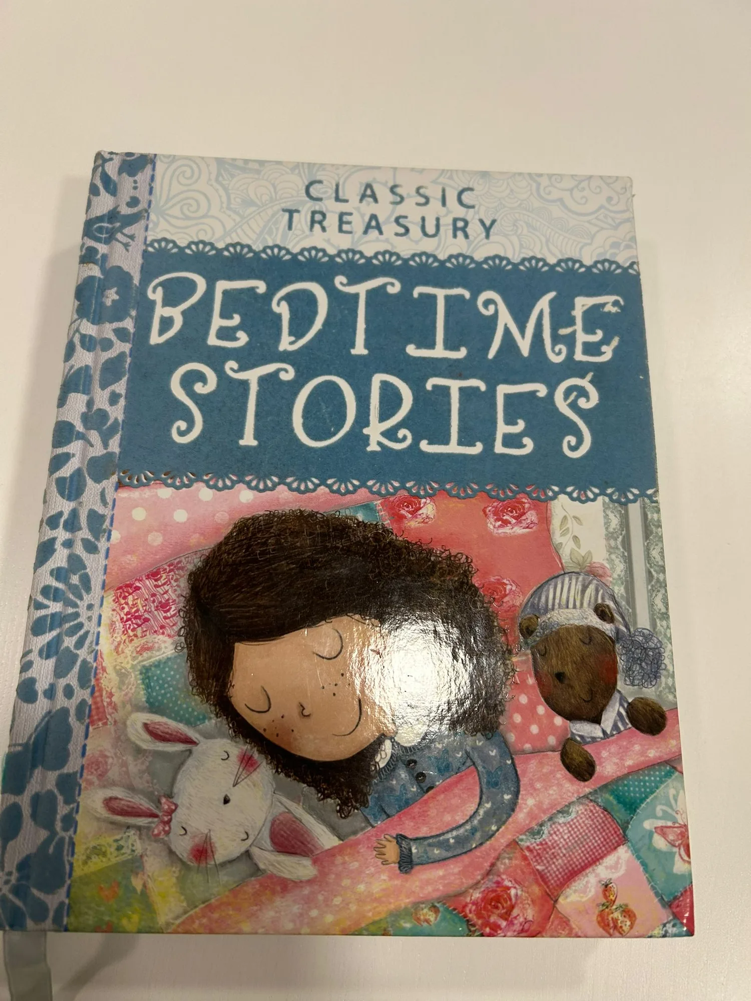 Libro de cuentos en inglés